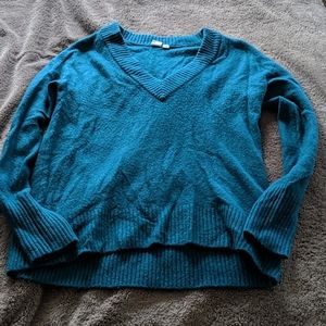 Gap teal long v neck sweater XS